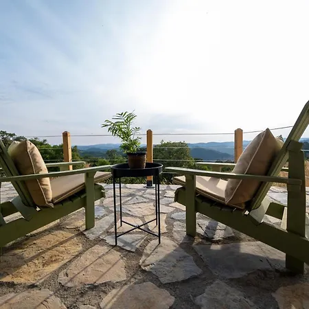 Manici Ciftlik * Ayvacik (Canakkale)